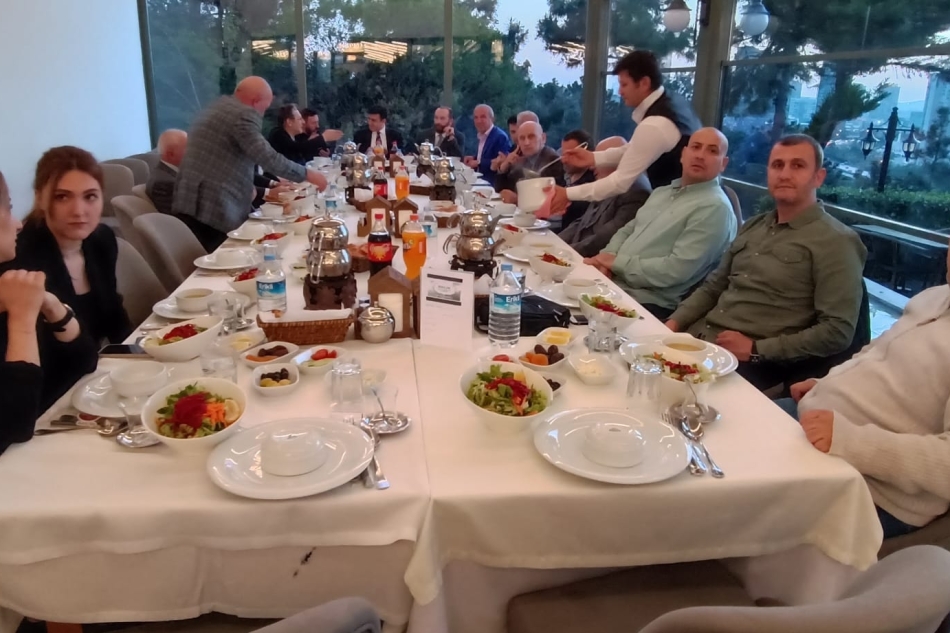 İstanbul Trabzon Tonyalılar Derneği Yönetimi ve Onursal üyeleri ile iftar yemeği